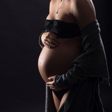 babybauch klassisch elegant Im studio marktbreit