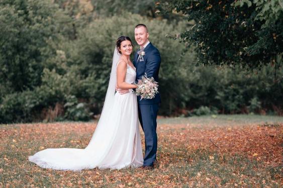 hochzeit brautpaar ilona mueller marktbreit kitzingen hochzeitsfotos fotos wuerzburg trauung fotostudio outdoor